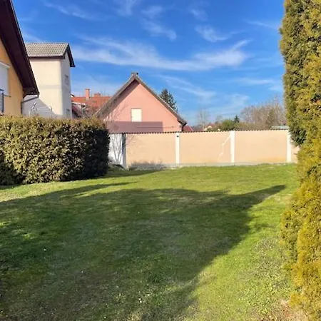 Apartamento Piroska *