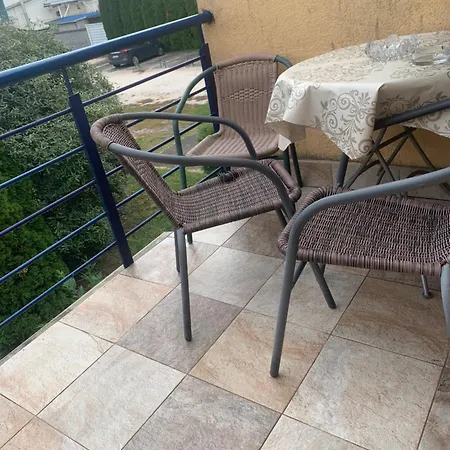 Apartamento Piroska *