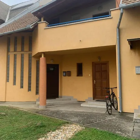 Piroska Apartamento Harkány